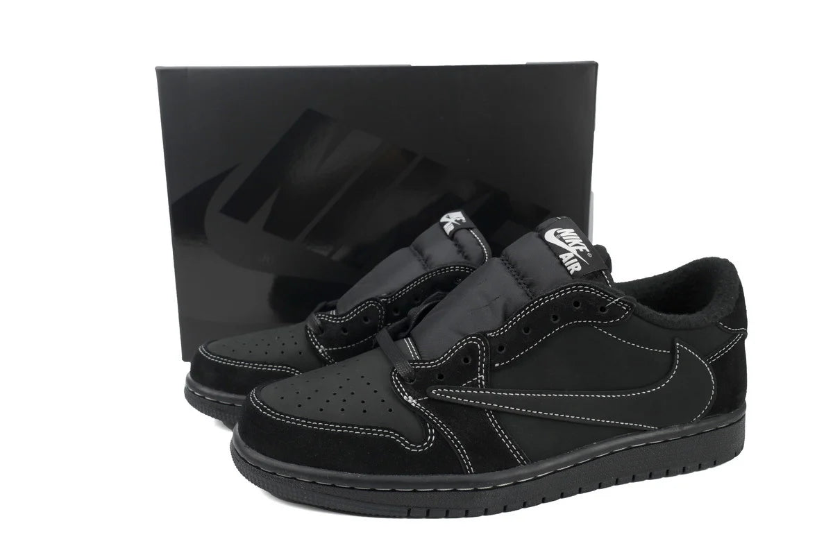 TRAVIS SCOTT X AIR JORDAN 1 LOW OG “BLACK PHANTOM”